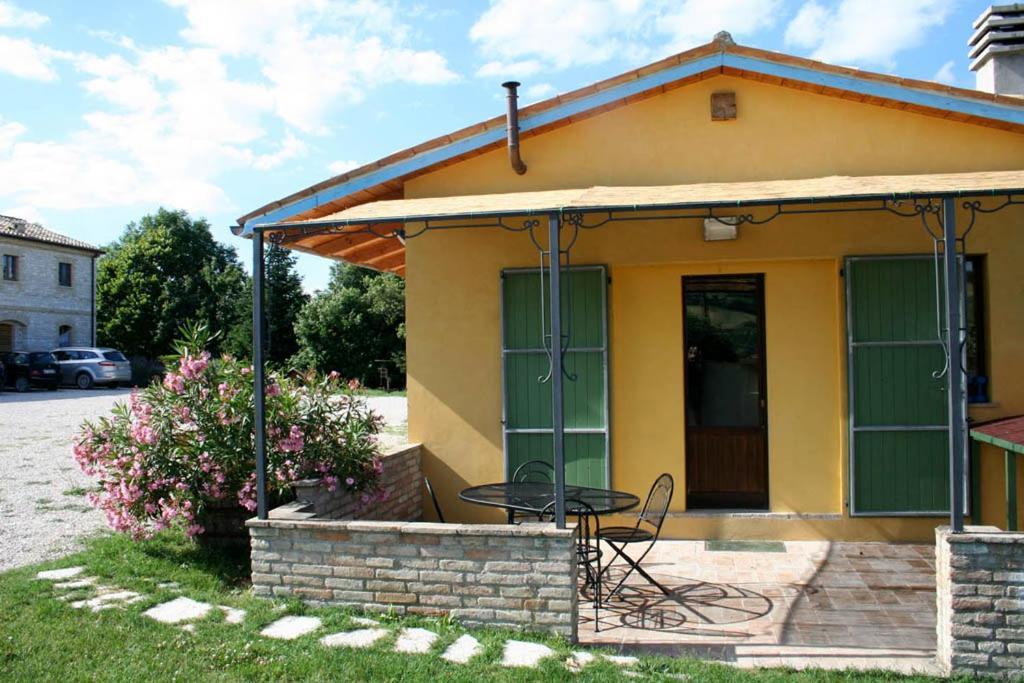 Isola del Piano Agriturismo Dai Mori מראה חיצוני תמונה
